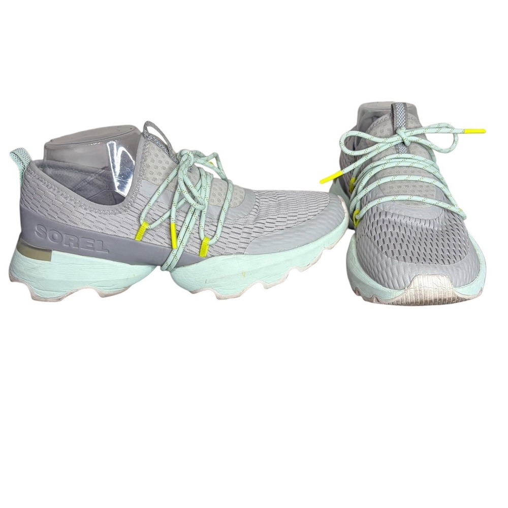 Sorel Gray Kinetic Impact Lace Scalloped Sole Sneakers Women's Size 9